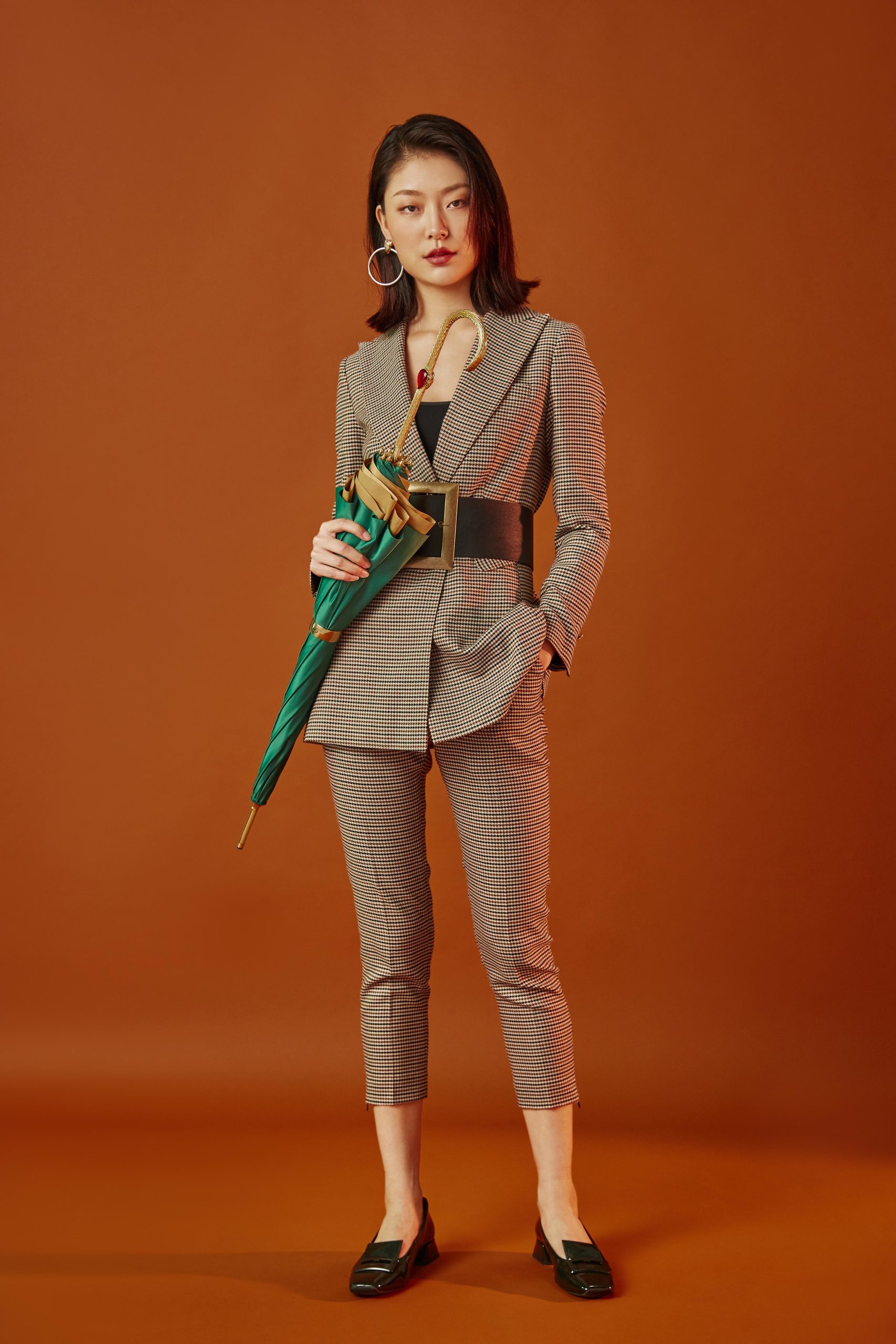 Heart-shaped 2 diamond question mark double-layer umbrella with curved handle|Umbrella Manufacturers & Suppliers - Image 3