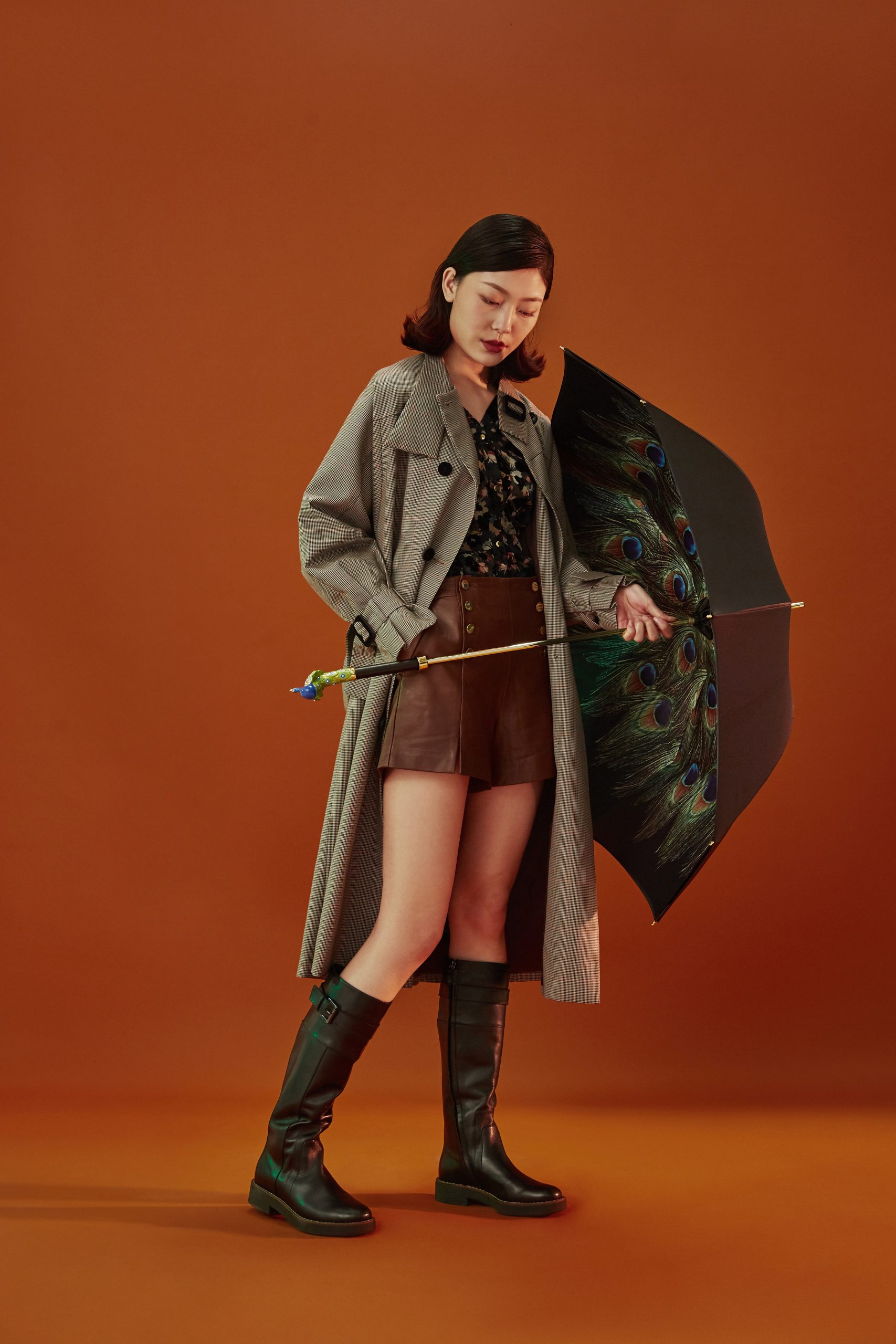 The colored enamel peacock long handle umbrella|Umbrella Manufacturers & Suppliers